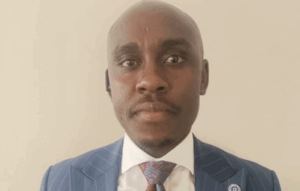 Businessman Abbas Badru Omuyoma at Milimani Law Courts over Sh8.1 million gold fraud case